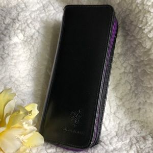 New never used Younique Brush Case